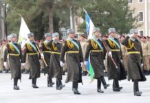 Askarlar haqida she’rlar to’plami askarlar haqida she'rlar to'plami