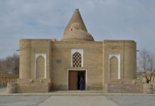 Buxoro – Chashmai Ayub maqbarasi va fotosuratlari Chashmai Ayub