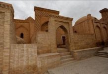 Mozori Sharif madrasasi tarixi va rasmlari jamlanmasi.