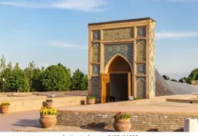 Samarqanddagi Mirzo Ulug’bek rasadxonasi tarixi va fotosuratlari jamlanmasi. Samarqanddagi Mirzo Ulug'bek rasadxonasi tarixi va fotosuratlari jamlanmasi.